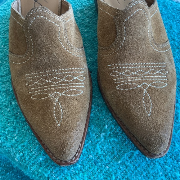 Patricia Nash Cowboy Mule Boot, size 8 - Picture 2 of 5